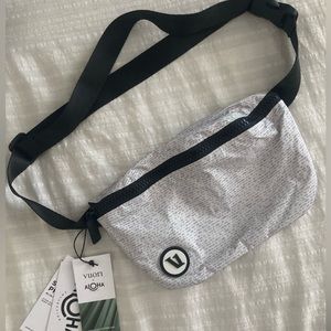 vuori aloha mini hip pack
